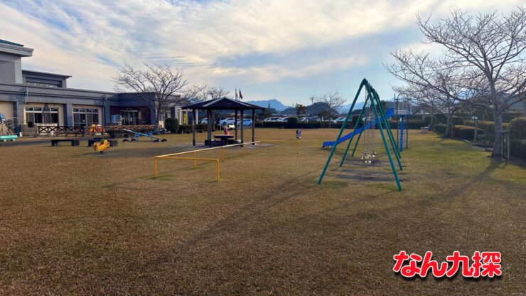 加納公園のこども広場にある遊具