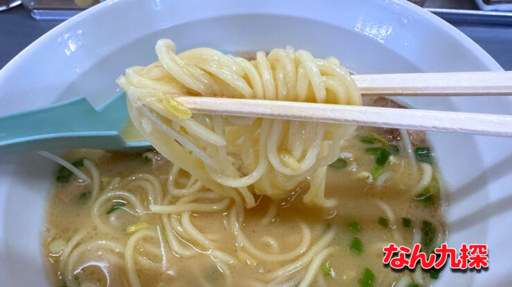 「ラーメン喜夢良（きむら）大淀店」のラーメンの麺