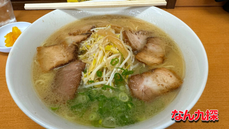 「ラーメン花むら」のチャーシューメン大盛り